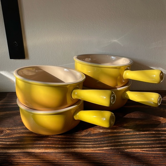 Le Creuset Set of 4 French Onion Soup Bowls Stoneware - Picture 1 of 4